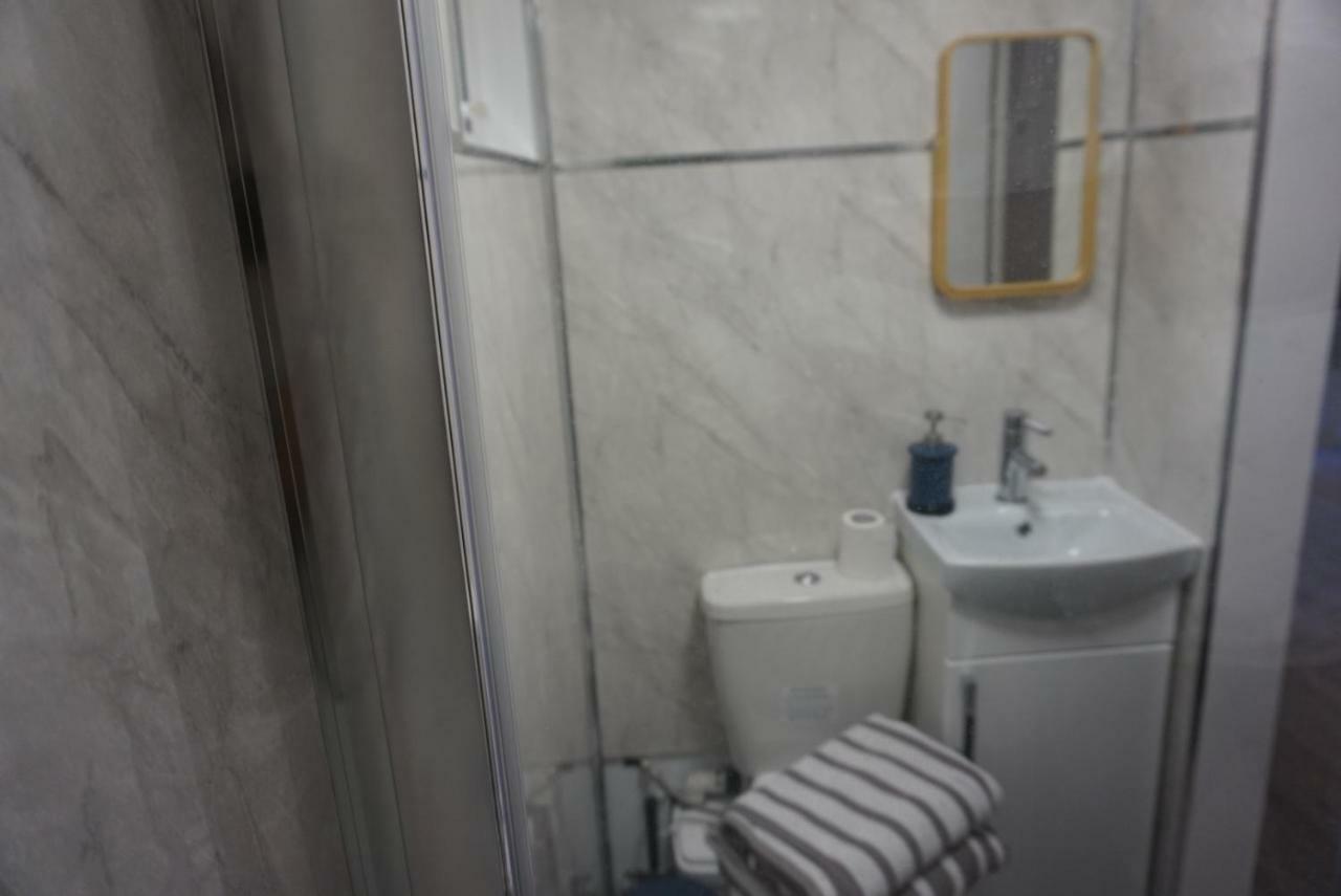 Rjo Serviced Accommodation 퍼플릿 외부 사진
